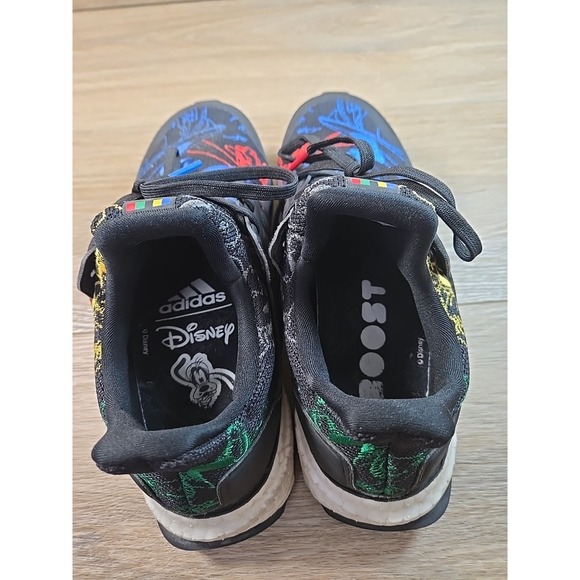 Adidas Ultraboost Dna X Disney Boys Shoes Size 5.5 Youth - Picture 8 of 9